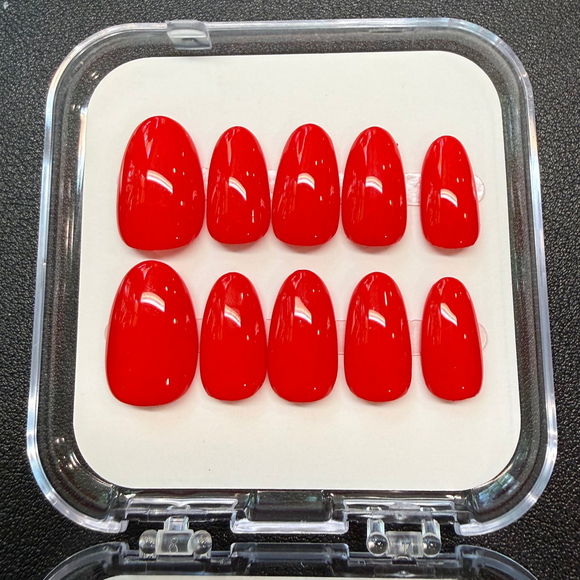 Red press on nails